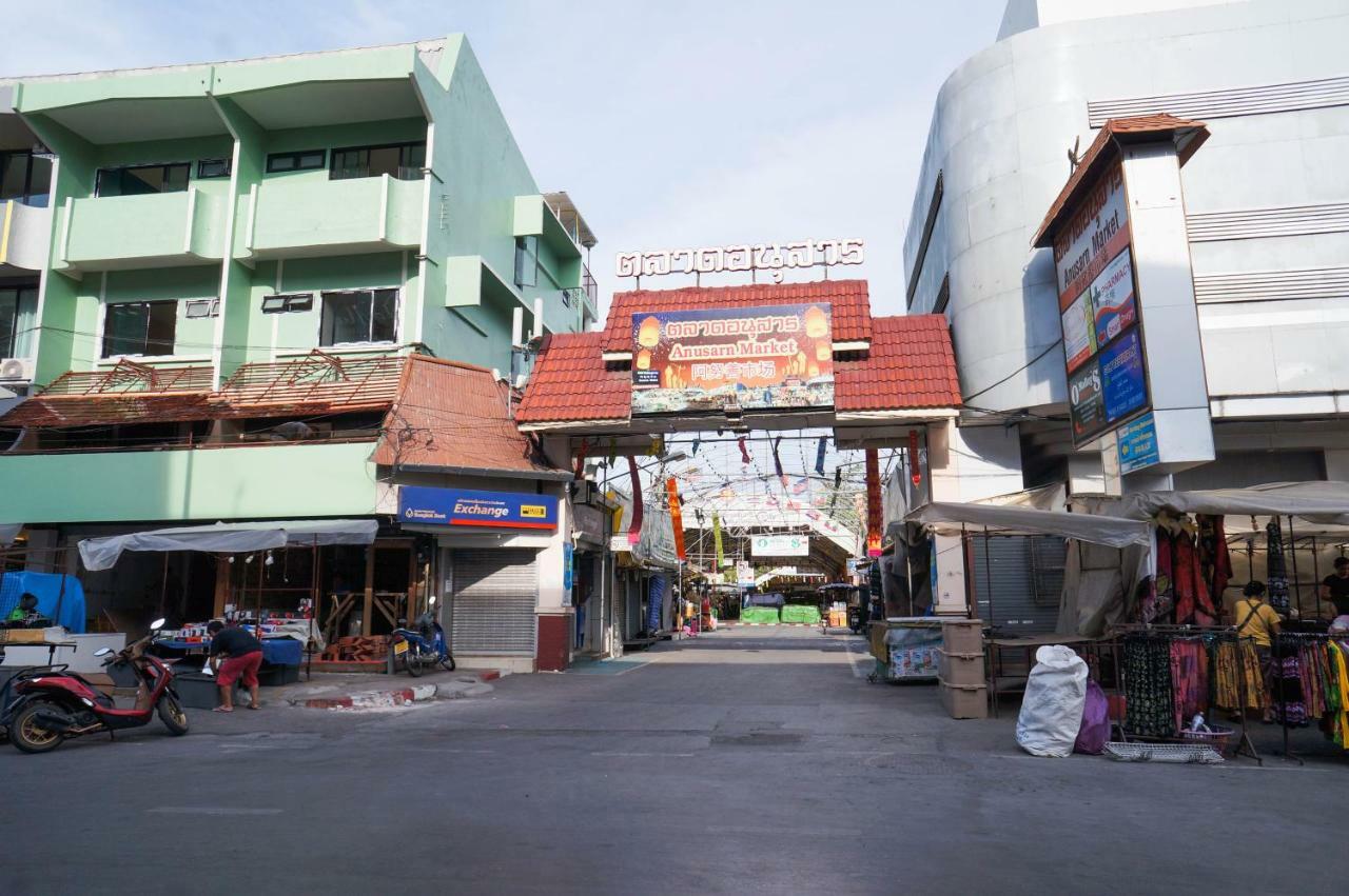 Lux Rooms Night Bazaar Chiang Mai Exterior foto
